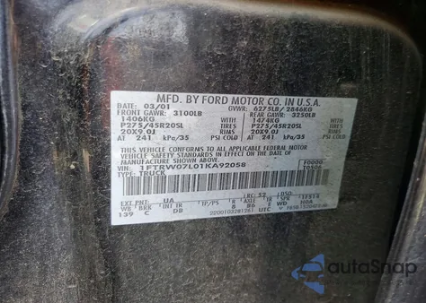 2001 Ford F150 Supercrew z USA, uszkodzony, nr VIN 1FTRW07L01KA92058